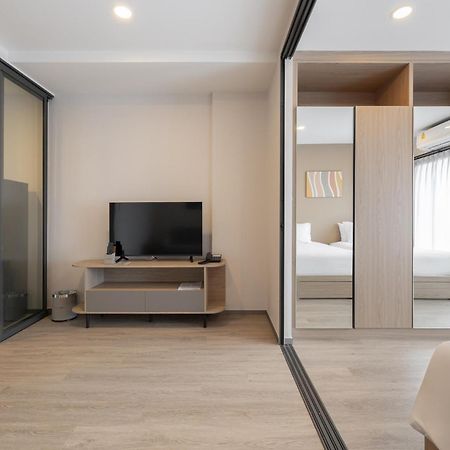 Salaya One Hotel & Service Apartment Екстериор снимка