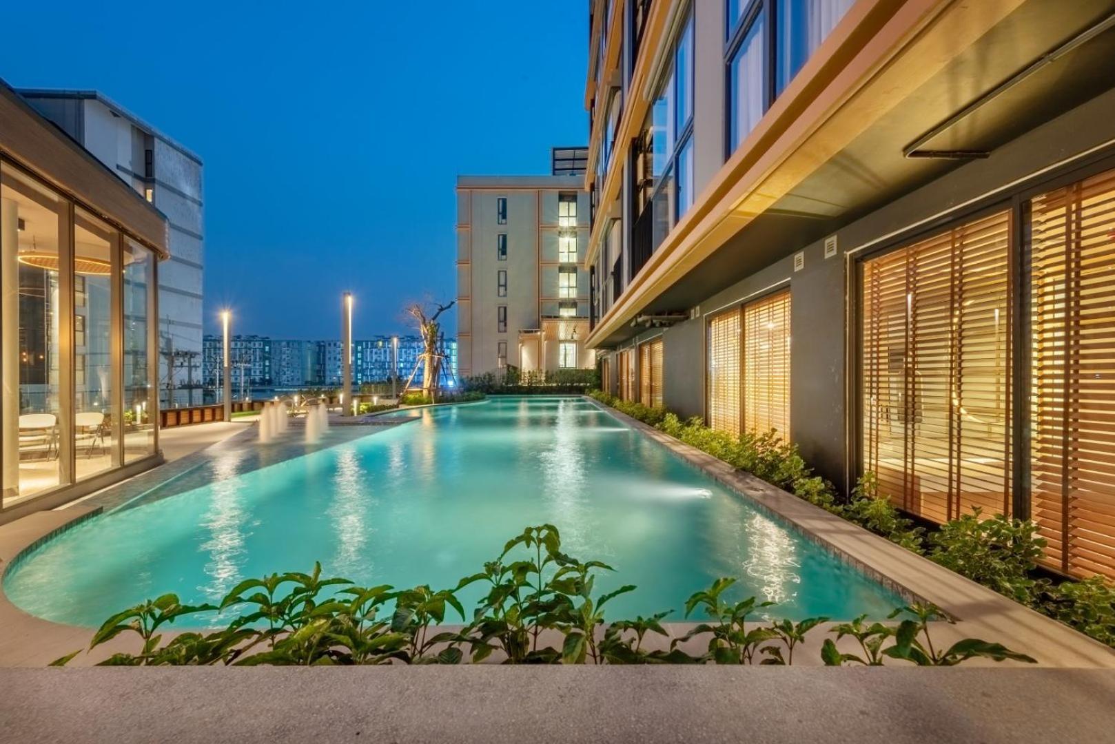 Salaya One Hotel & Service Apartment Екстериор снимка