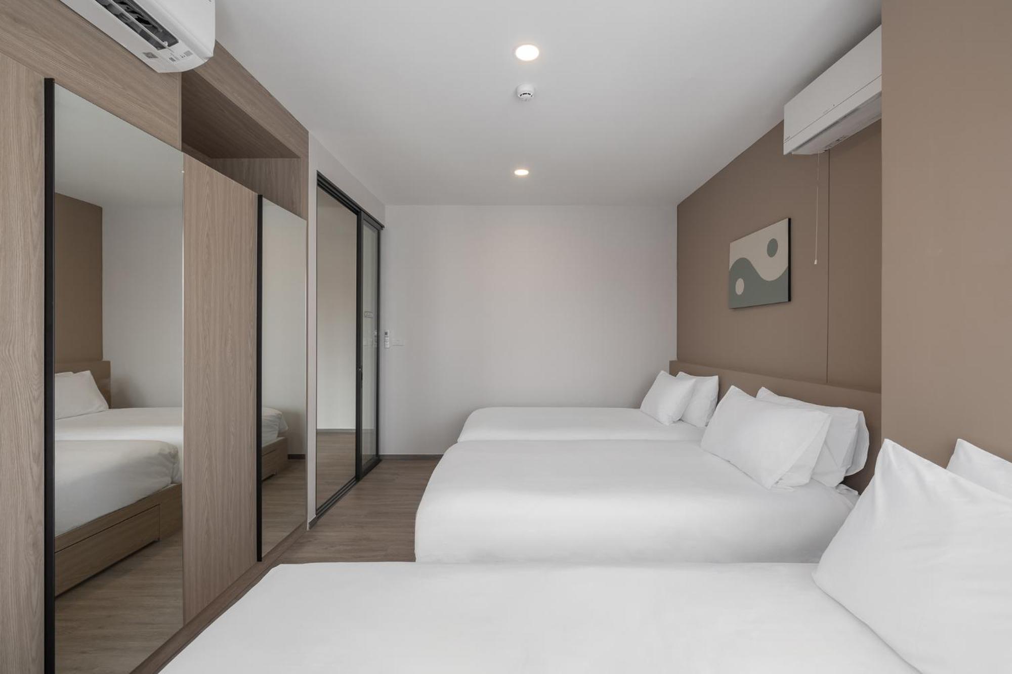 Salaya One Hotel & Service Apartment Екстериор снимка