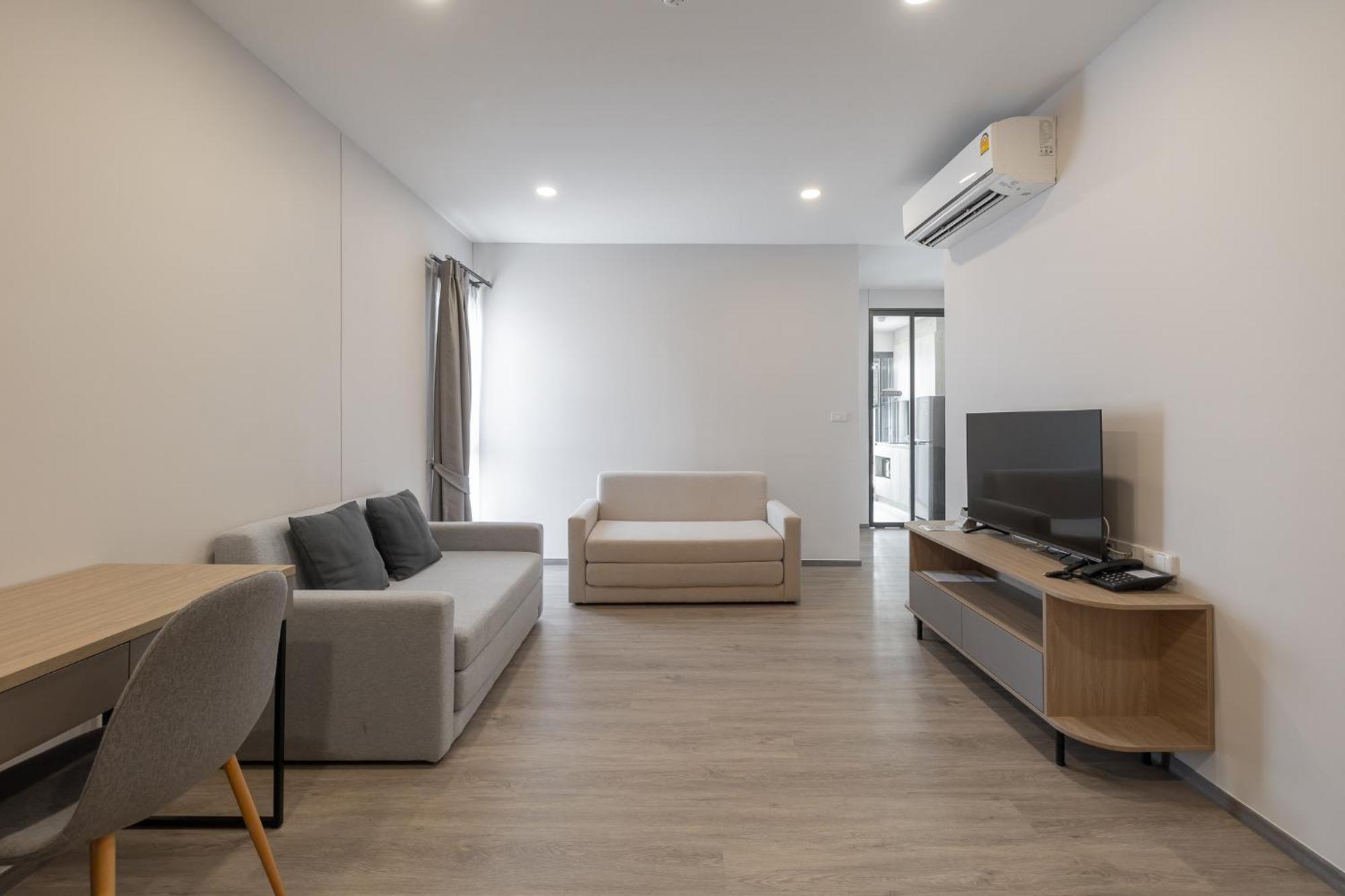 Salaya One Hotel & Service Apartment Екстериор снимка