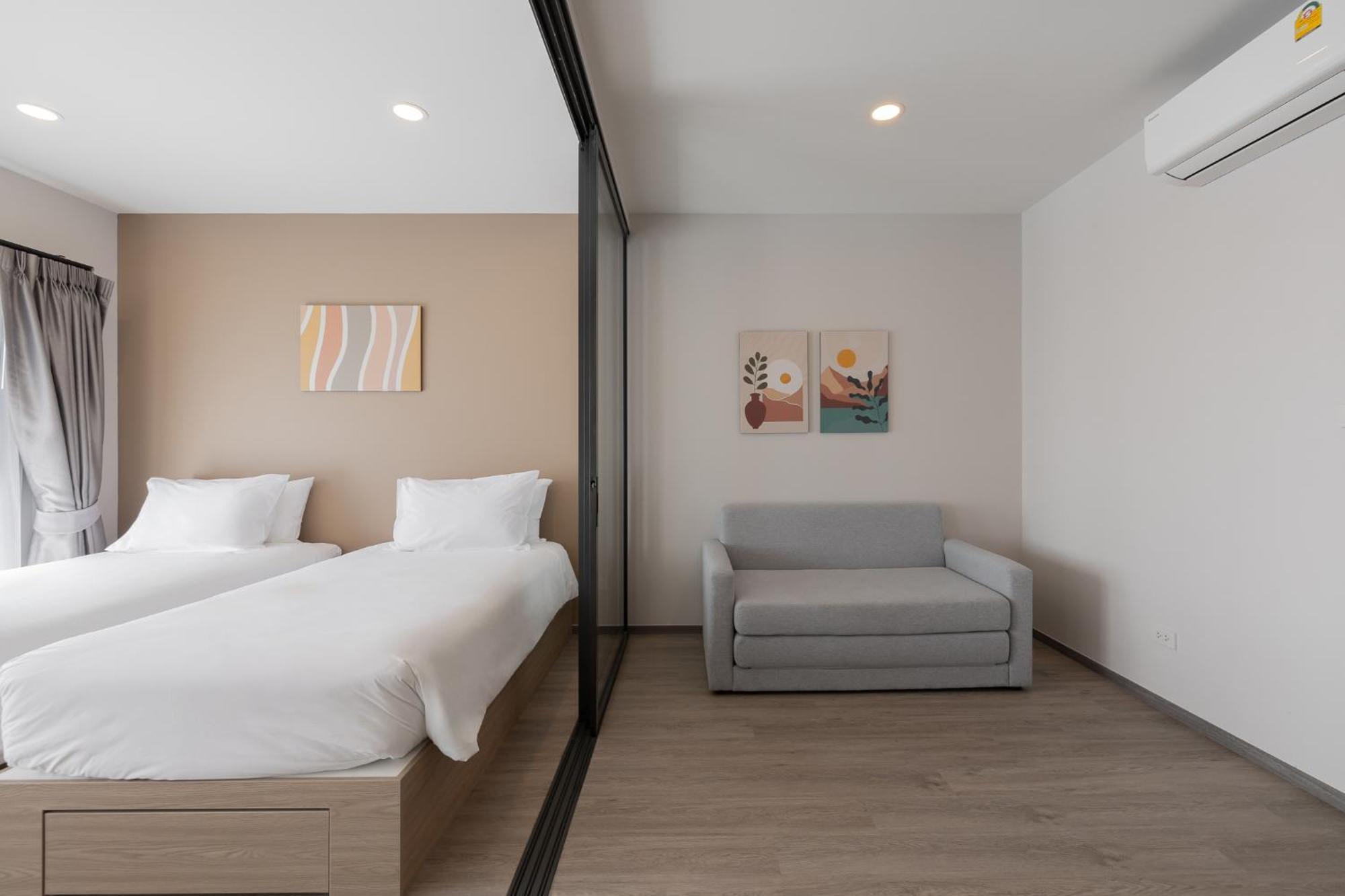 Salaya One Hotel & Service Apartment Екстериор снимка