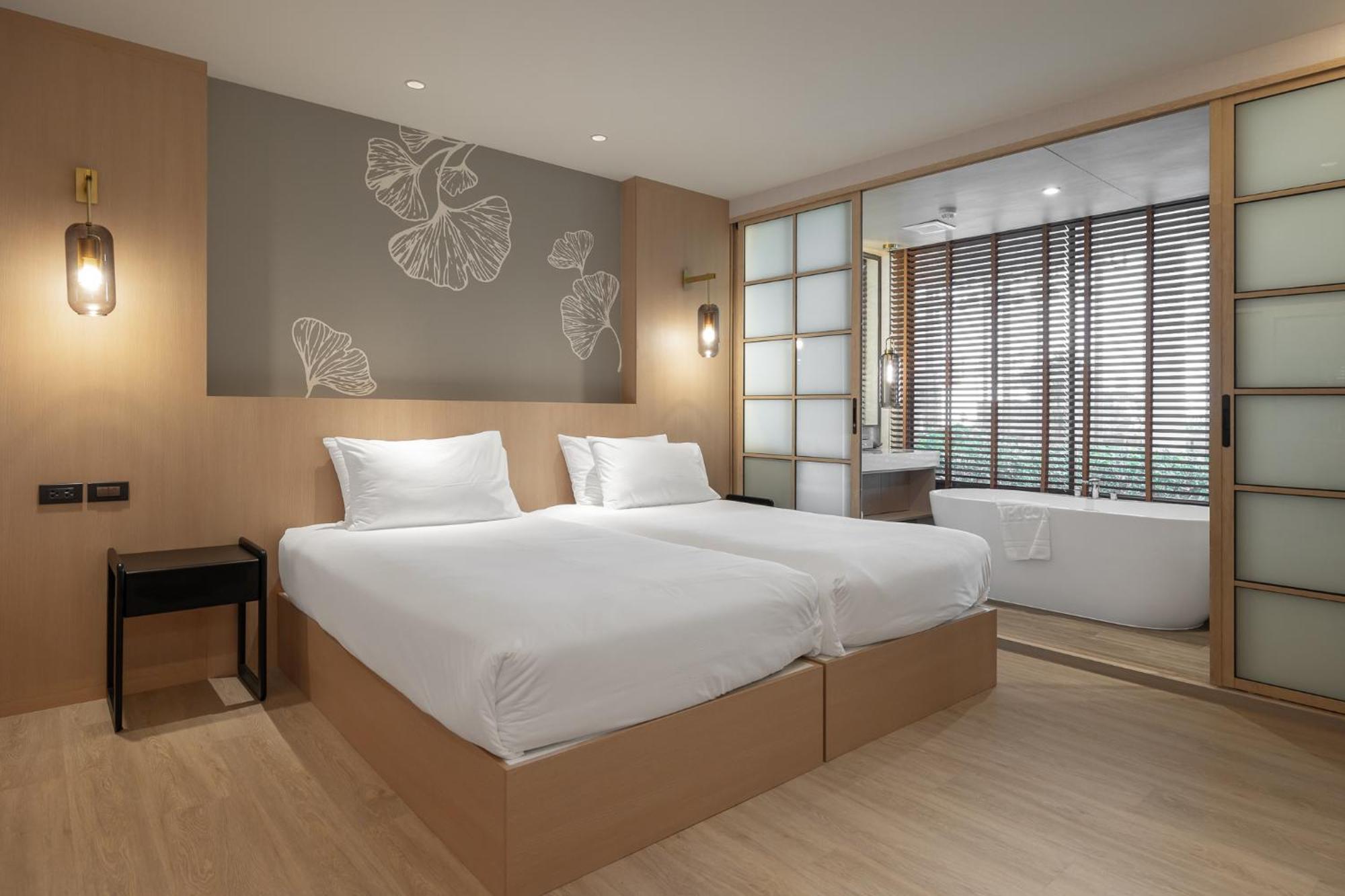 Salaya One Hotel & Service Apartment Екстериор снимка